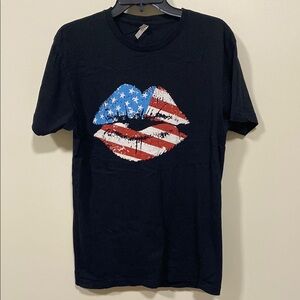 Cotton Heritage short sleeve tee medium